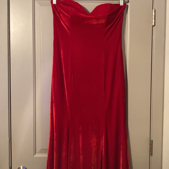 Hebeos| Sweetheart A-Long Red Mermaid Velvet Prom Dress| Sz M - Picture 3 of 15